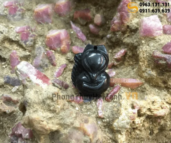 Hồ Ly Đá Onyx Đen