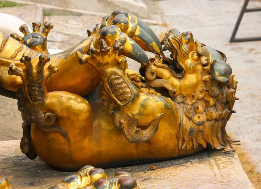 Hình nền tỳ hưu vàng đồng mang ý nghĩa tài lộc